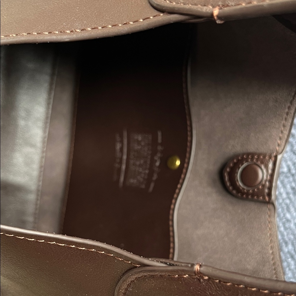 COACH Maple Leather Shoulder Bag - Picture 5 of 6